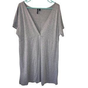 3/$20 Portocruz Gray Short Sleeve V Neck Swim Coverup